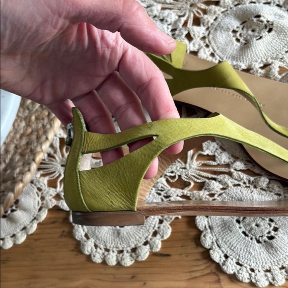 Giuseppe Zanotti Green Tan Sandals Minimalist Style - Picture 11 of 11